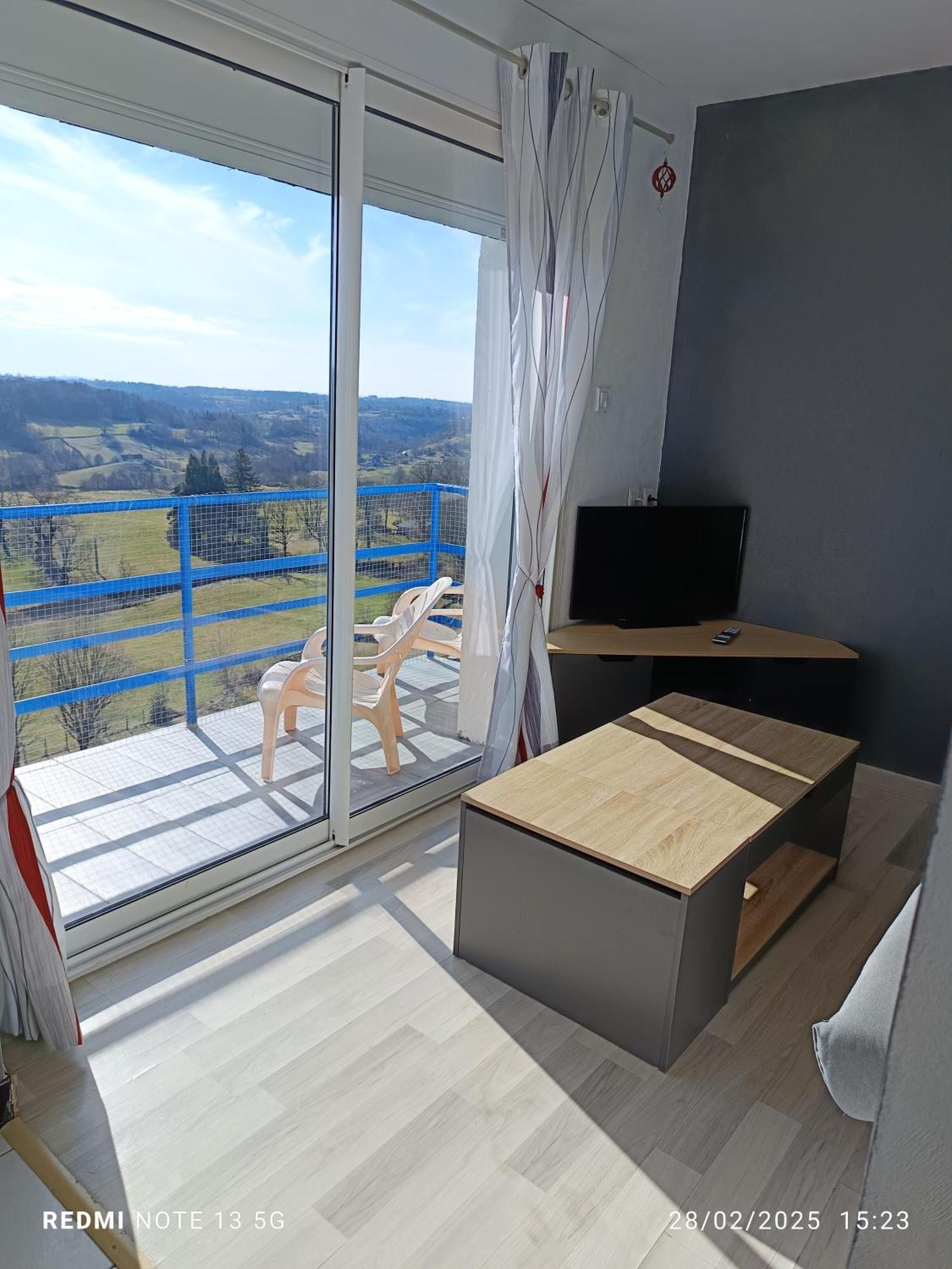 Apartmán Bellevue La Tour-dʼAuvergne Exteriér fotografie